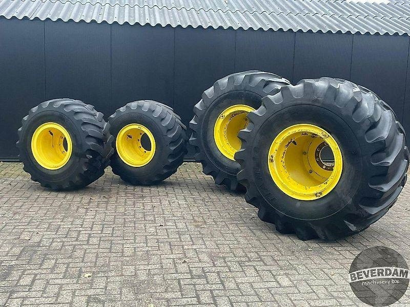 Tianli Terra Flotation 66X43.00R25 48X25.00R20 John Deer - إطارات - الآلات الزراعية: صورة 2 Tianli Terra Flotation 66X43.00R25 48X25.00R20 John Deer - إطارات - الآلات الزراعية: صورة 2