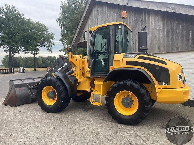 Volvo L45F - اللودر بعجل: صورة 3 Volvo L45F - اللودر بعجل: صورة 3