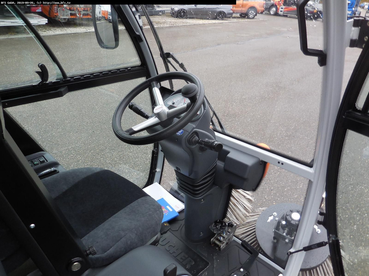 CityCat 1300 CityCat 1300 EuroMot IIIA - 2-Besen - سياره كنس شوارع: صورة 4 CityCat 1300 CityCat 1300 EuroMot IIIA - 2-Besen - سياره كنس شوارع: صورة 4