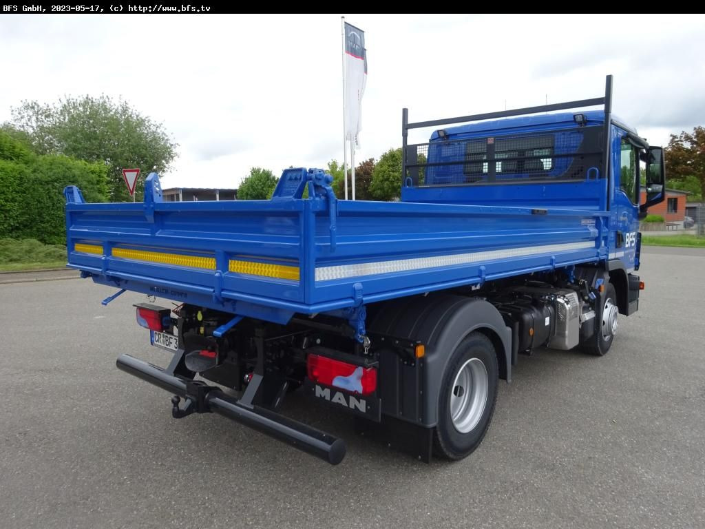 MAN TGL (TG3) 8.220 4x2 BB CH TG3, - قلاب صغير: صورة 2 MAN TGL (TG3) 8.220 4x2 BB CH TG3, - قلاب صغير: صورة 2