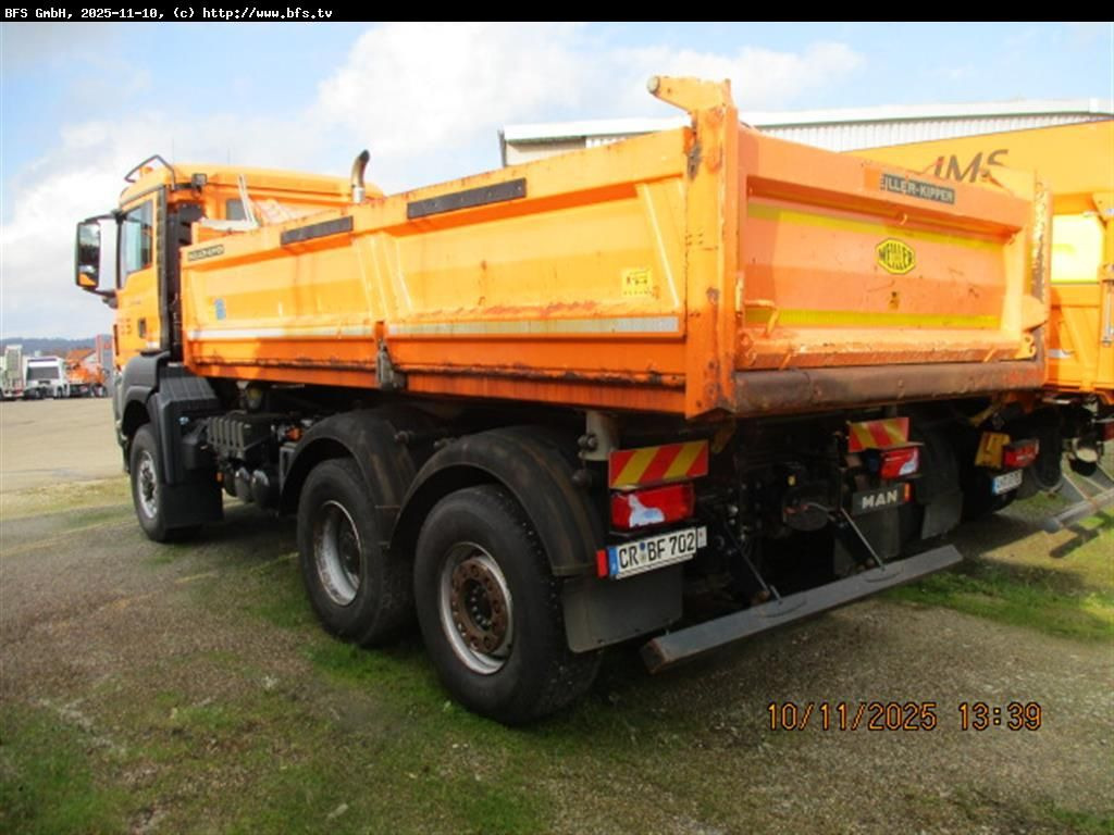 MAN TGS 28.480 6X4-4 BL Euro6, Winterdienst, Bordmat - شاحنة قلاب: صورة 3 MAN TGS 28.480 6X4-4 BL Euro6, Winterdienst, Bordmat - شاحنة قلاب: صورة 3
