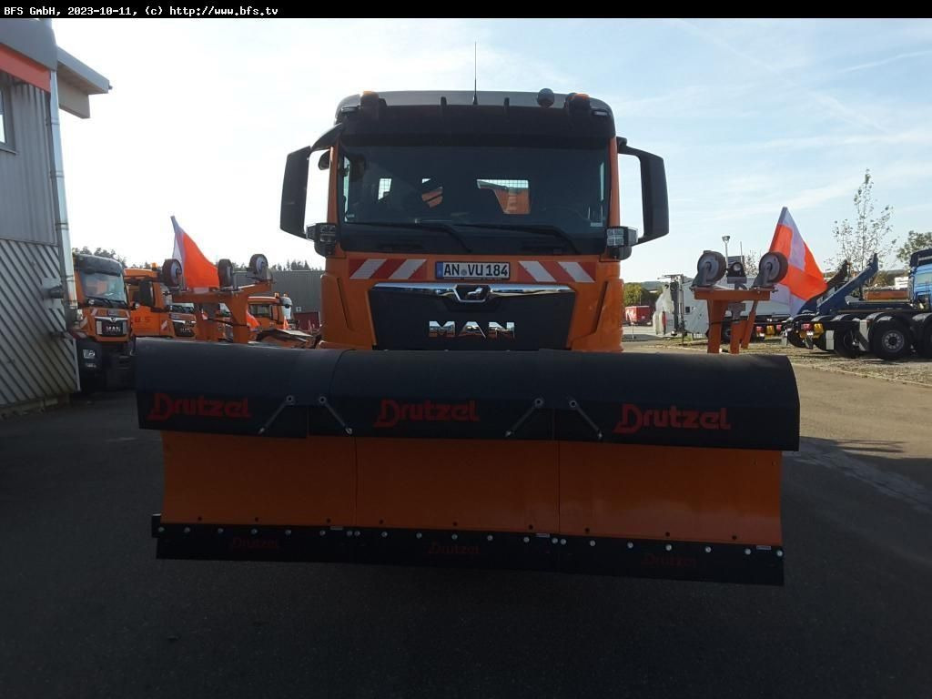 MAN TGS (TG3) 18.510 4x4 BL CH Winterdienst, Kipper - شاحنة قلاب: صورة 2 MAN TGS (TG3) 18.510 4x4 BL CH Winterdienst, Kipper - شاحنة قلاب: صورة 2