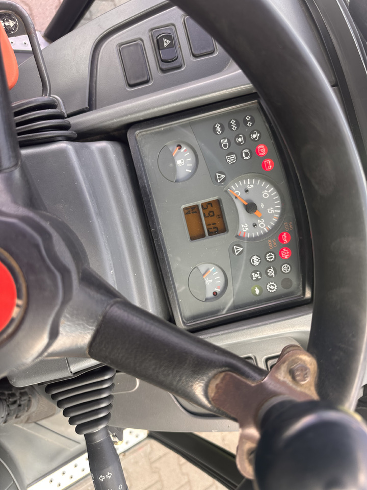 جرار CLAAS NECTIS 257F: صورة 13