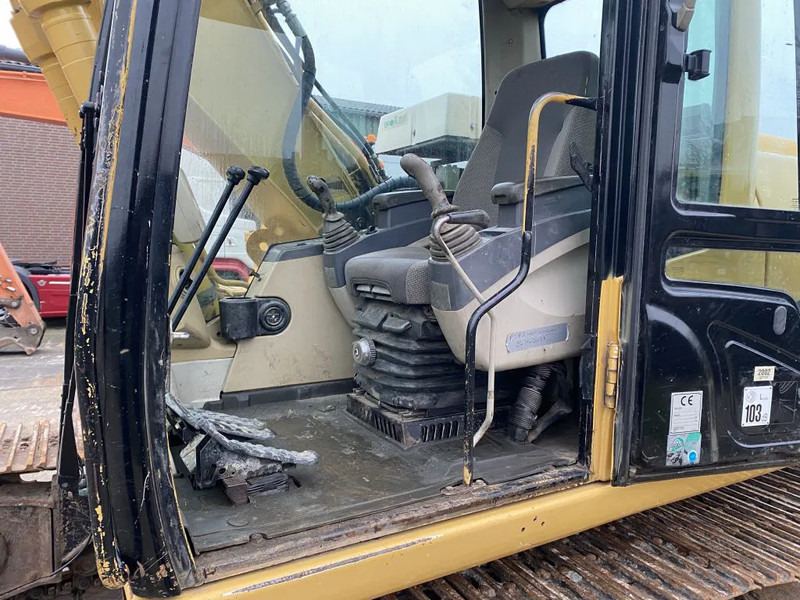 Caterpillar CAT 315C 17136 HOURS - حفار زحاف: صورة 4 Caterpillar CAT 315C 17136 HOURS - حفار زحاف: صورة 4