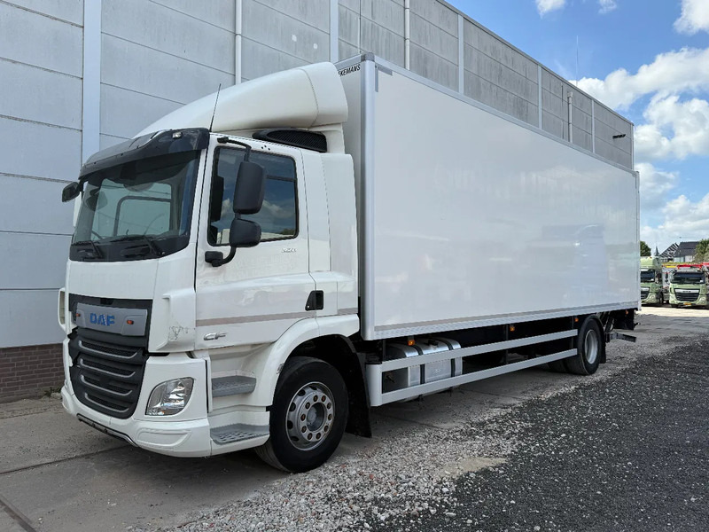 DAF CF 320 4X2 - EURO 6 - 19 TON + DHOLLANDIA - شاحنة مقفلة: صورة 1 DAF CF 320 4X2 - EURO 6 - 19 TON + DHOLLANDIA - شاحنة مقفلة: صورة 1