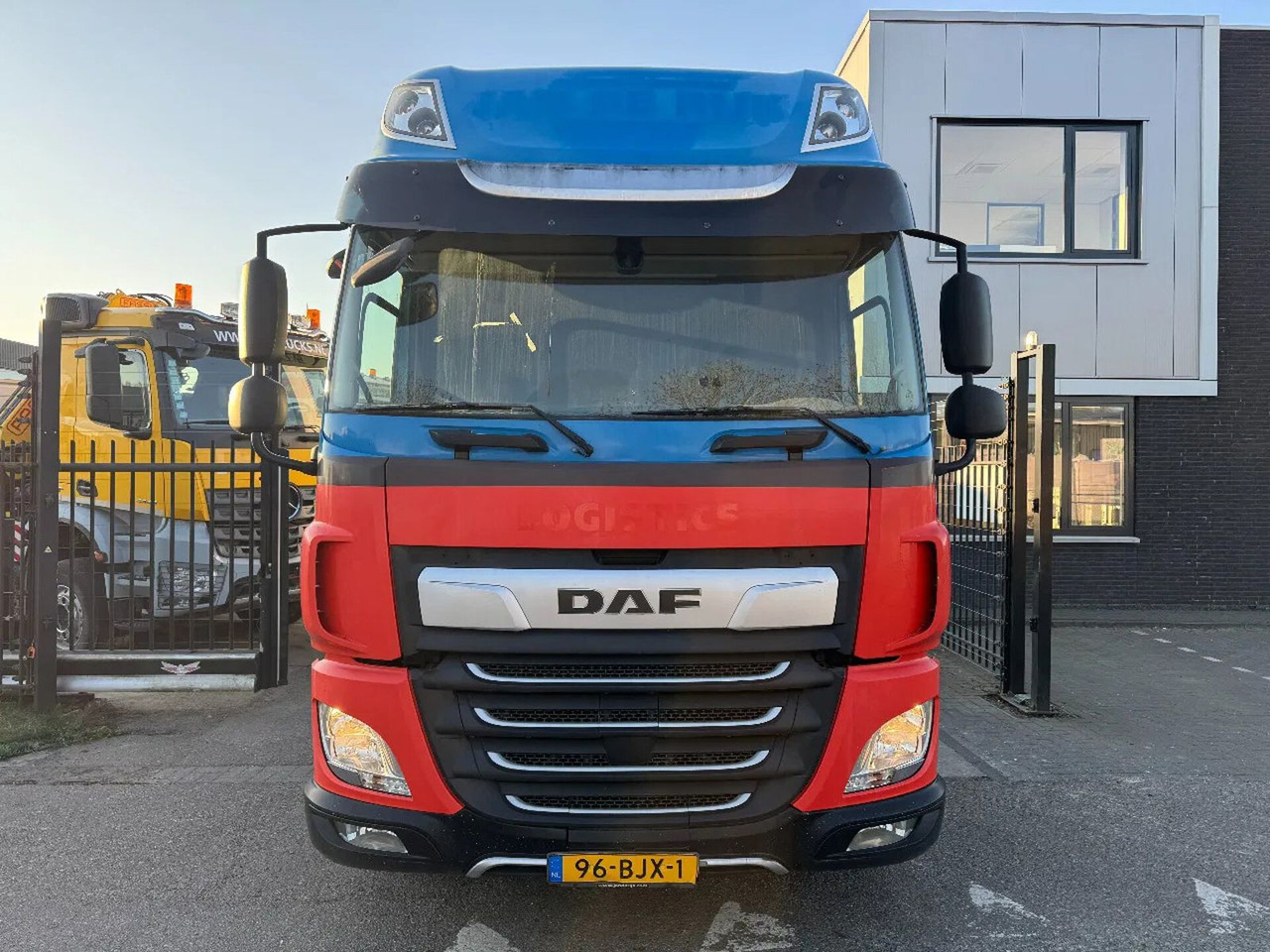 DAF CF 410 4X2 STANDARD EURO 6 FRIDGE - وحدة جر: صورة 2 DAF CF 410 4X2 STANDARD EURO 6 FRIDGE - وحدة جر: صورة 2