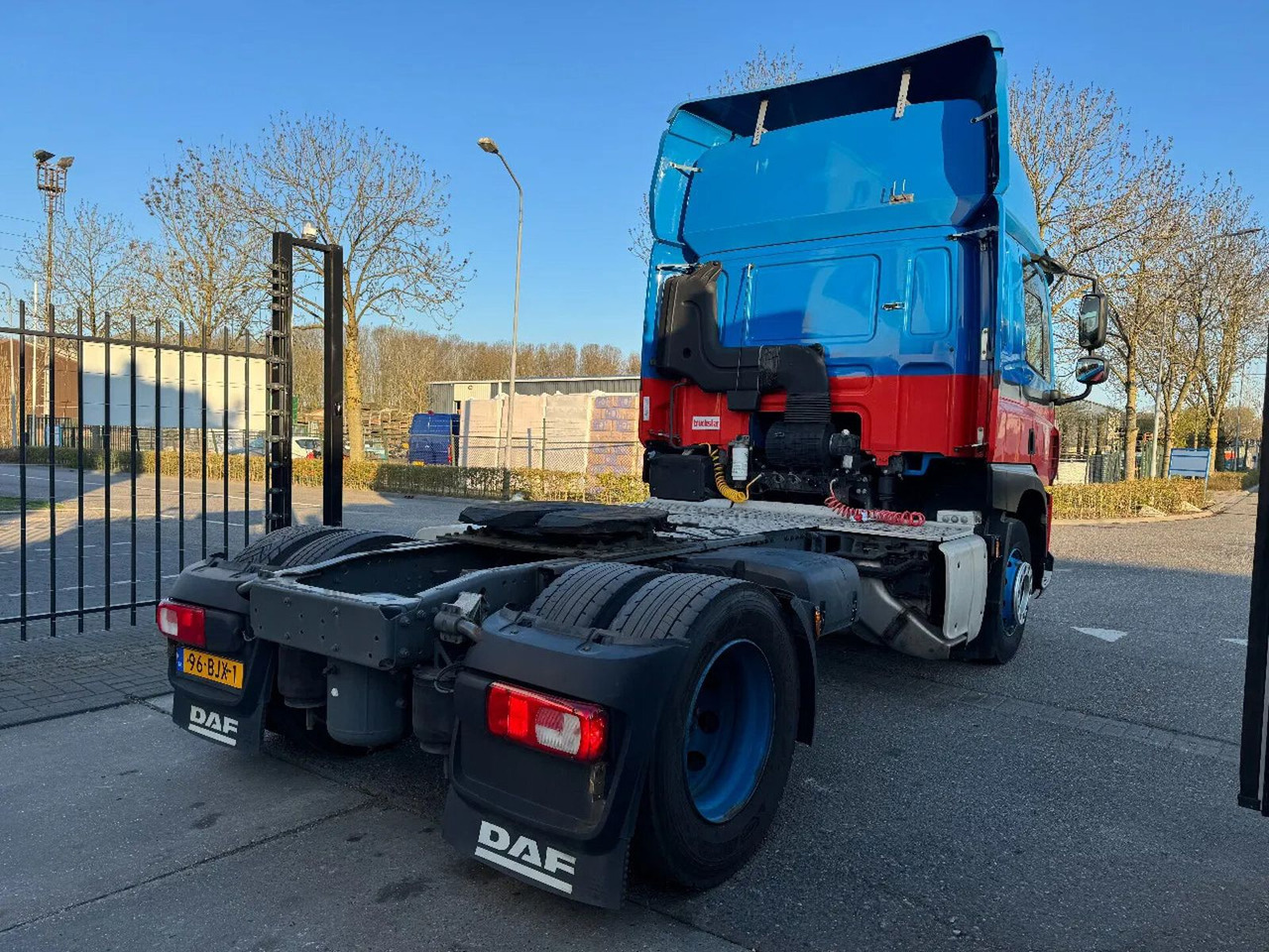 DAF CF 410 4X2 STANDARD EURO 6 FRIDGE - وحدة جر: صورة 4 DAF CF 410 4X2 STANDARD EURO 6 FRIDGE - وحدة جر: صورة 4