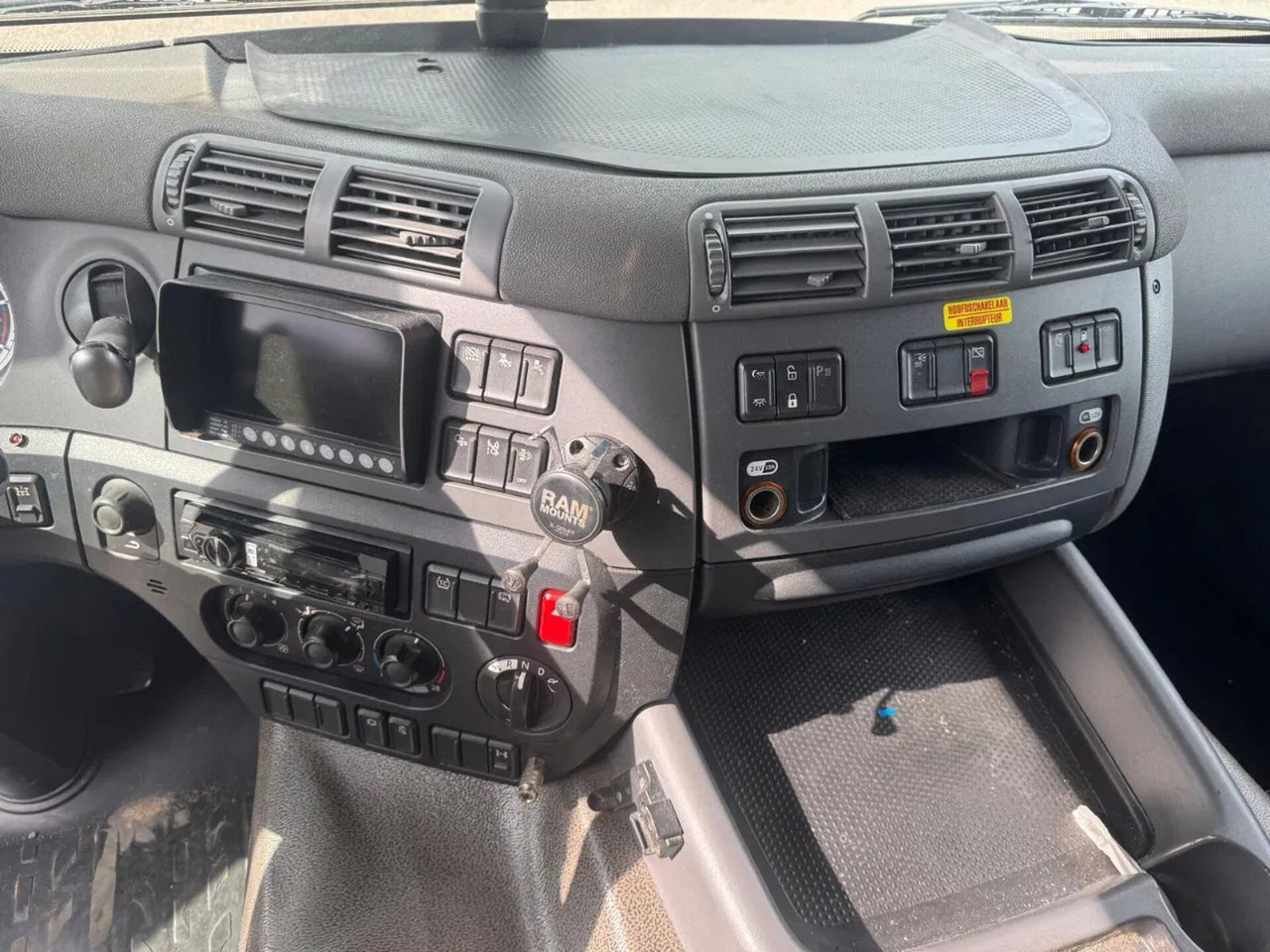 وحدة جر DAF CF 440 4X2 - EURO 6 + TÜV 12-2025: صورة 12