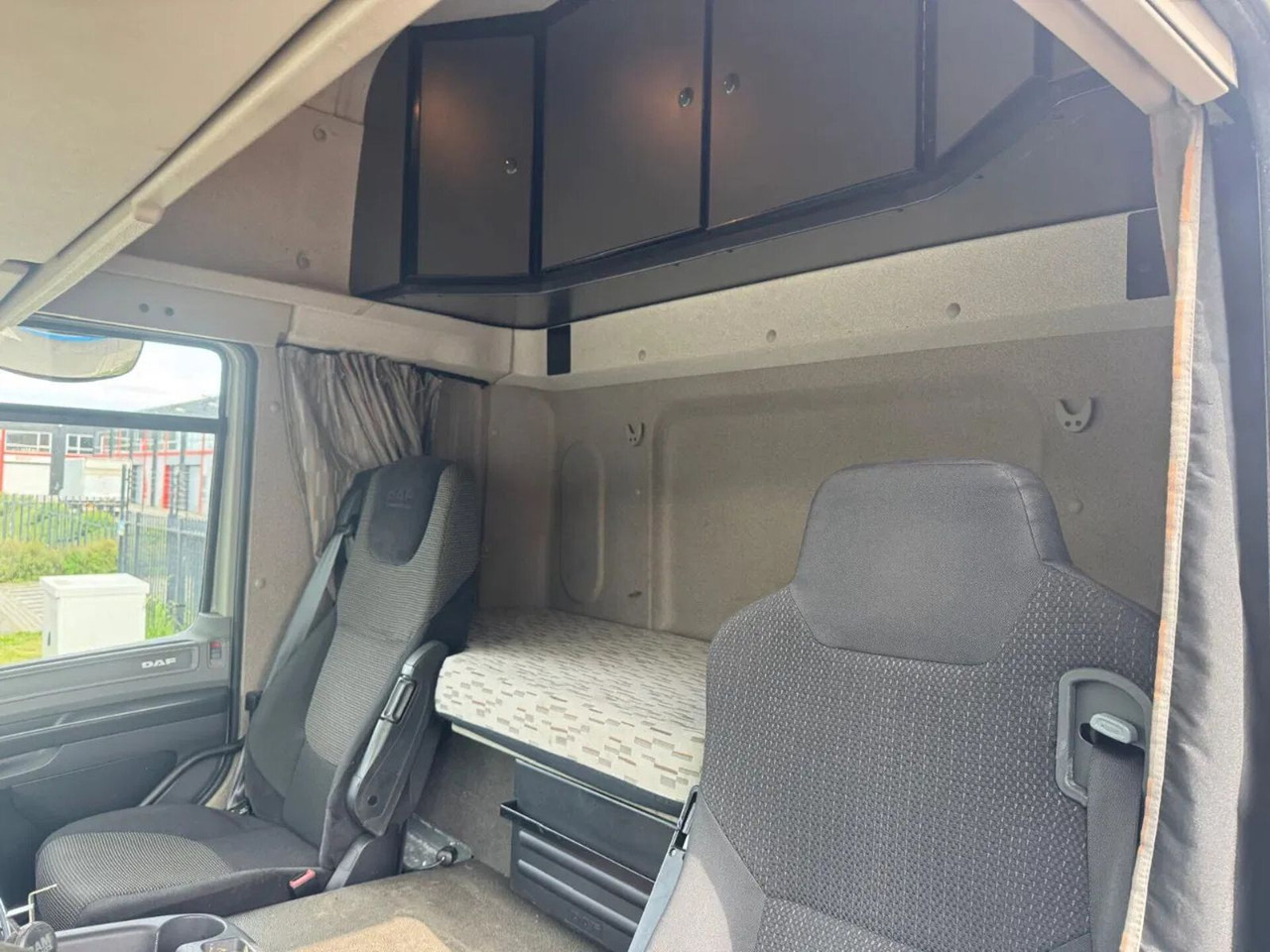 وحدة جر DAF CF 440 4X2 - EURO 6 + TÜV 12-2025: صورة 13