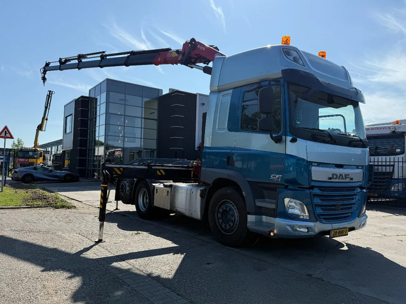 DAF CF 440 6X2 EURO 6 + HMF 3220-K5 REMOTE 5E & 6E FUNCTIE - وحدة جر: صورة 2 DAF CF 440 6X2 EURO 6 + HMF 3220-K5 REMOTE 5E & 6E FUNCTIE - وحدة جر: صورة 2