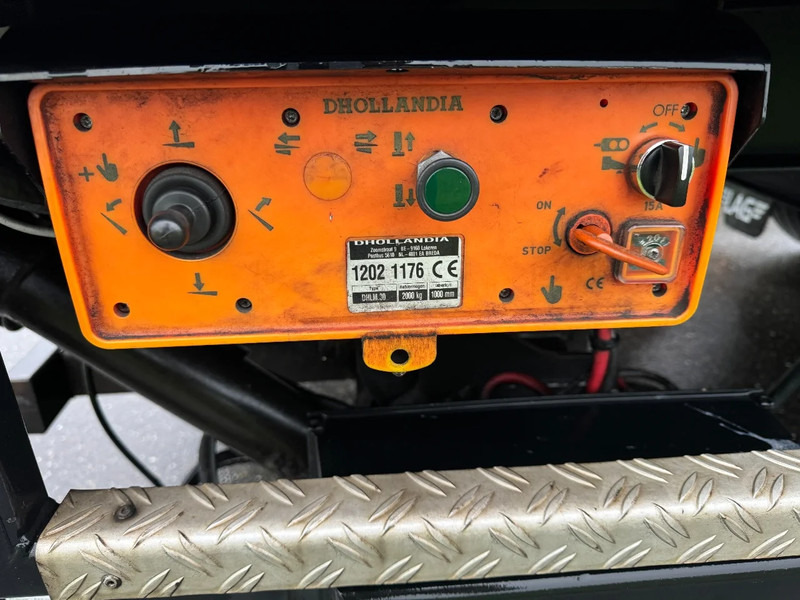 DAF CF 75.310 4X2 + LAG HANGER DHOLLANDIA LIFT BOX - شاحنة مقفلة: صورة 5 DAF CF 75.310 4X2 + LAG HANGER DHOLLANDIA LIFT BOX - شاحنة مقفلة: صورة 5