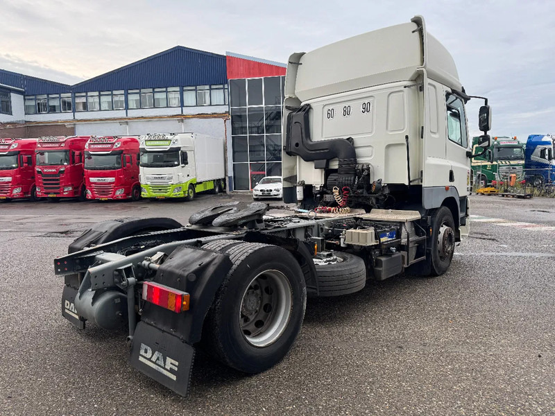 DAF CF 85.460 4X2 EURO 5 SLEEPER CAB - وحدة جر: صورة 4 DAF CF 85.460 4X2 EURO 5 SLEEPER CAB - وحدة جر: صورة 4