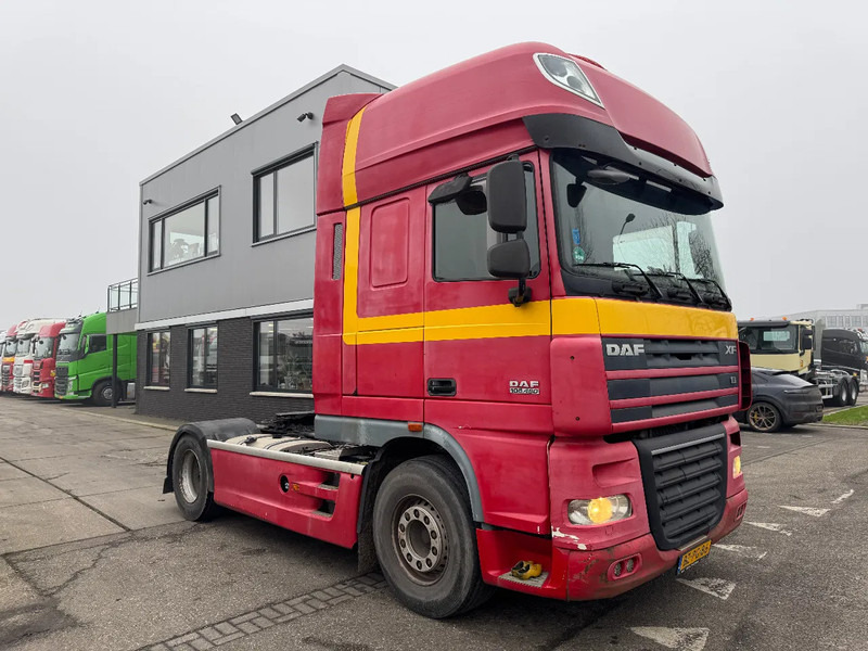 DAF XF 105.460 4X2 - EURO 5 + FULL SPOILER + NL TRUCK - وحدة جر: صورة 3 DAF XF 105.460 4X2 - EURO 5 + FULL SPOILER + NL TRUCK - وحدة جر: صورة 3