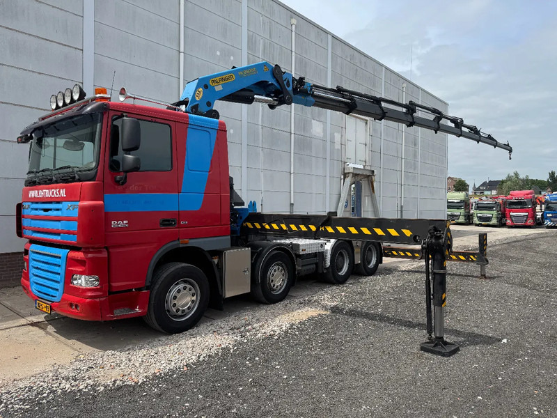 DAF XF 105.460 8X4 PALFINGER PK78002+ REMOTE CONTROL HUB REDUCTION TÜV TILL 03-2026 - وحدة جر: صورة 1 DAF XF 105.460 8X4 PALFINGER PK78002+ REMOTE CONTROL HUB REDUCTION TÜV TILL 03-2026 - وحدة جر: صورة 1