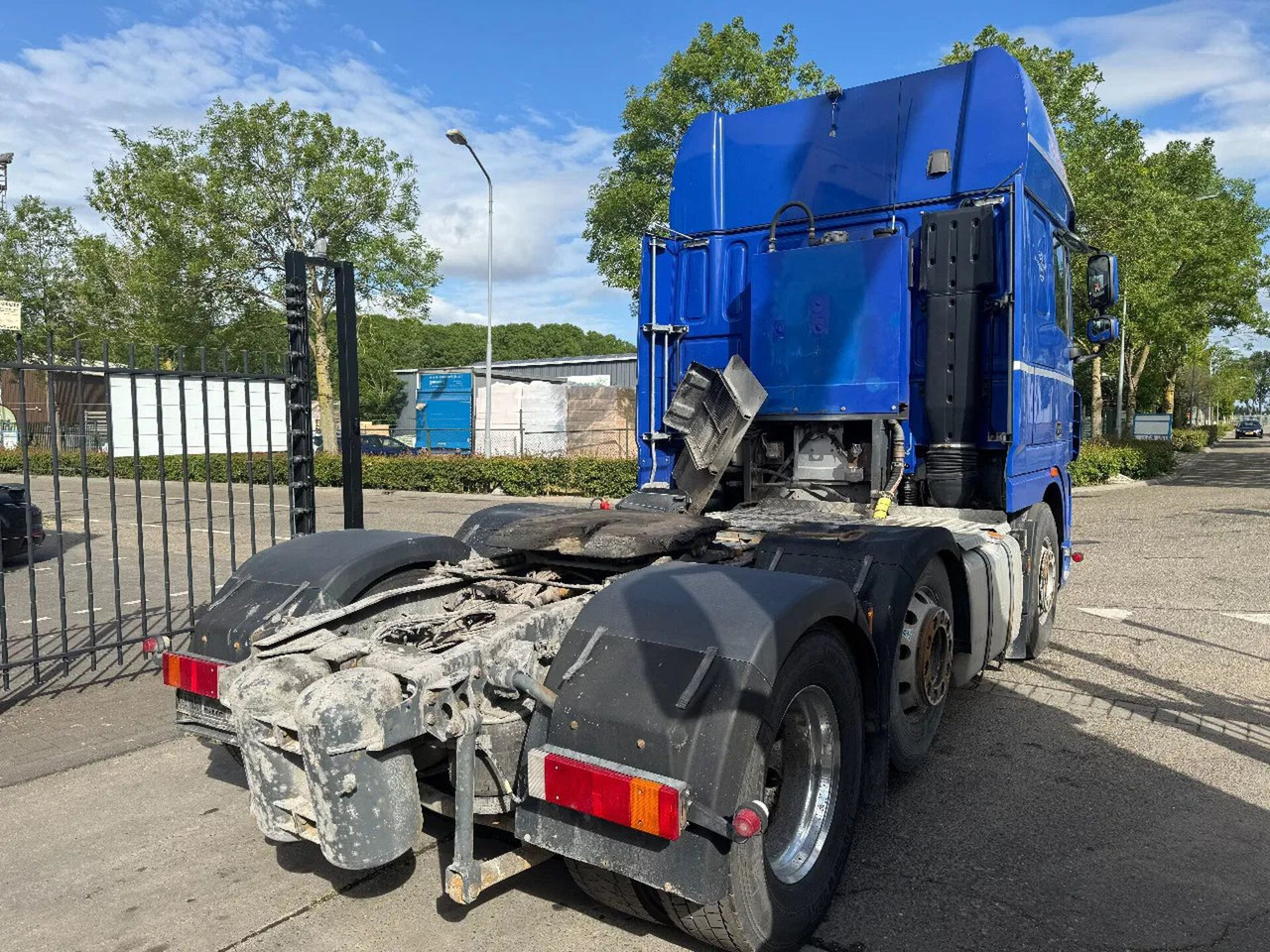 DAF XF 105.510 6X2 EURO 5 MANUAL GEAR + HYDRAULIC ON - وحدة جر: صورة 5 DAF XF 105.510 6X2 EURO 5 MANUAL GEAR + HYDRAULIC ON - وحدة جر: صورة 5