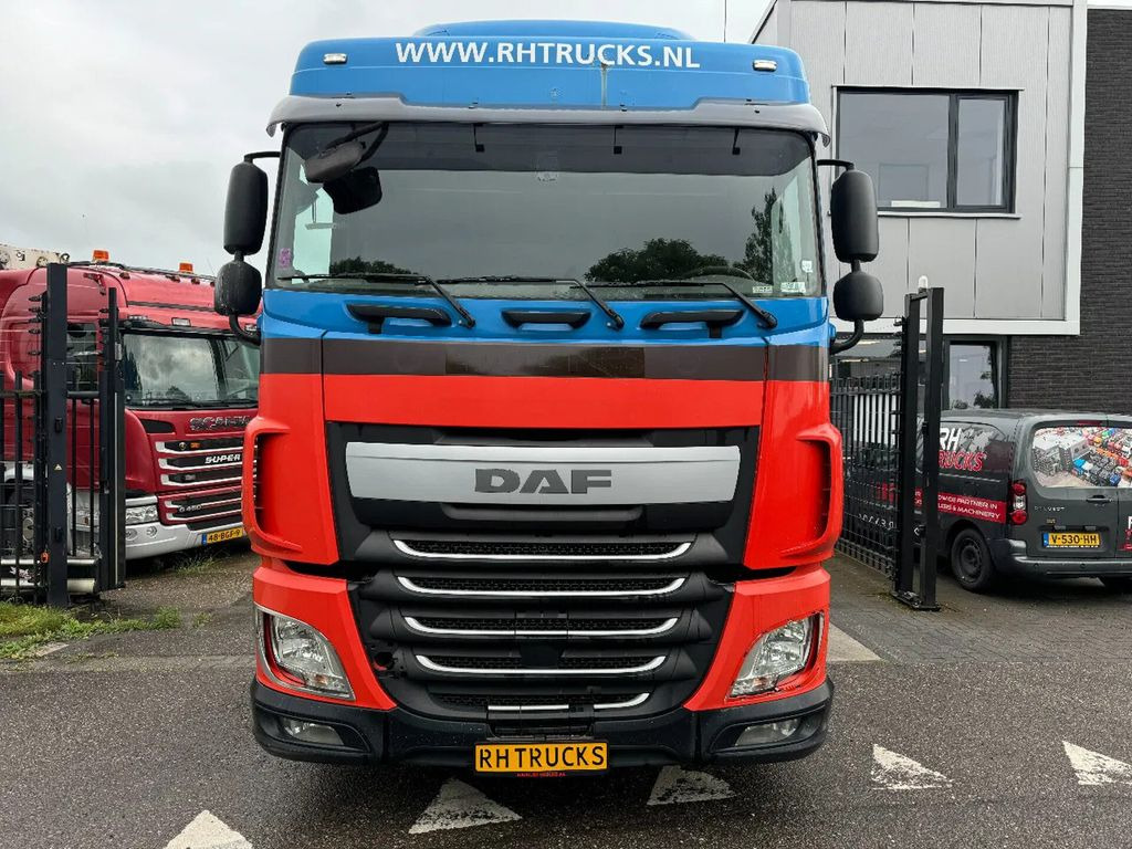DAF XF 440 4X2 EURO 6 MEGA LOW DECK - وحدة جر: صورة 2 DAF XF 440 4X2 EURO 6 MEGA LOW DECK - وحدة جر: صورة 2