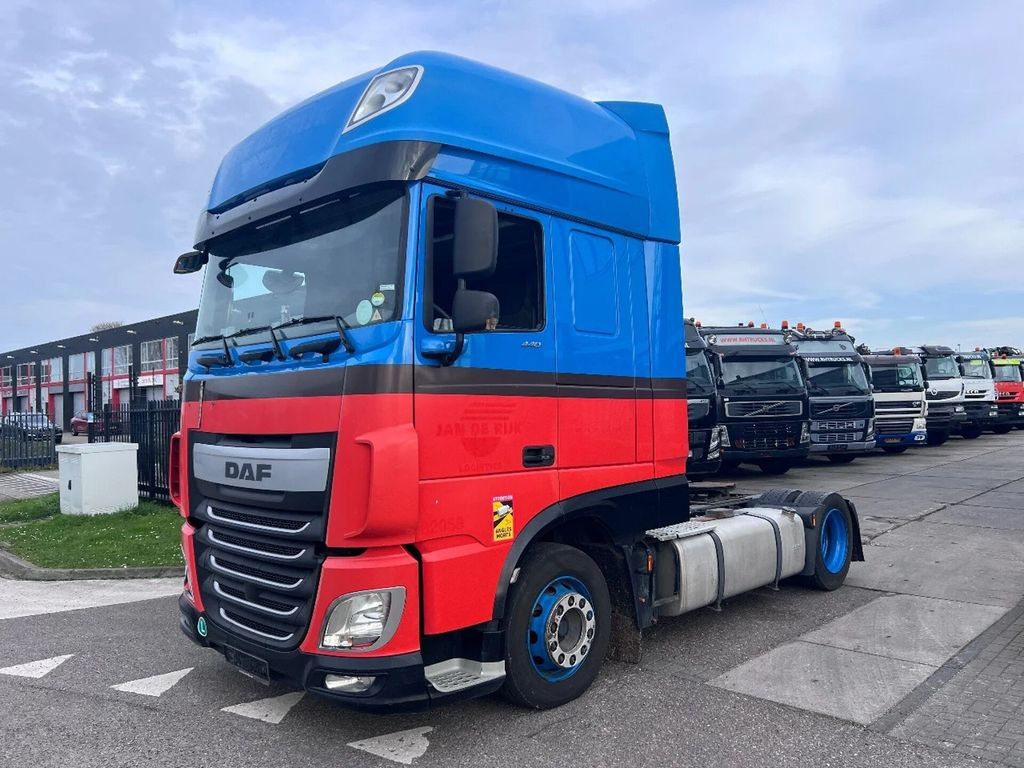 DAF XF 440 SSC 4X2 EURO 6 MEGA - وحدة جر: صورة 1 DAF XF 440 SSC 4X2 EURO 6 MEGA - وحدة جر: صورة 1