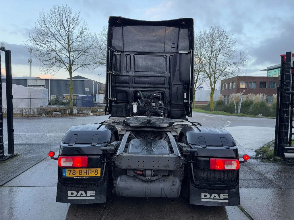 DAF XF 460 4X2 - EURO 6 + FULL SPOILER + NL TRUCK - وحدة جر: صورة 5 DAF XF 460 4X2 - EURO 6 + FULL SPOILER + NL TRUCK - وحدة جر: صورة 5