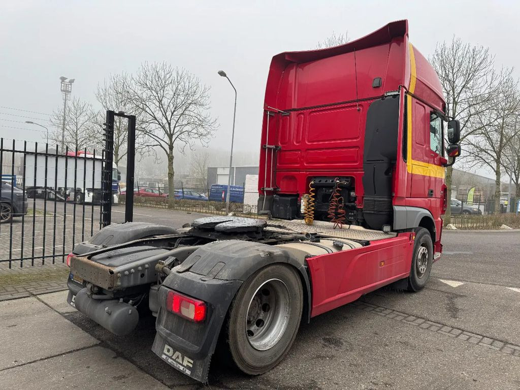 DAF XF 460 4X2 - EURO 6 + FULL SPOILER + NL TRUCK - وحدة جر: صورة 4 DAF XF 460 4X2 - EURO 6 + FULL SPOILER + NL TRUCK - وحدة جر: صورة 4