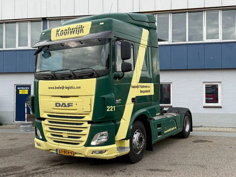 DAF XF 460 4X2 EURO 6 - FULL SPOILERS - NL REGISTRATION - وحدة جر: صورة 1 DAF XF 460 4X2 EURO 6 - FULL SPOILERS - NL REGISTRATION - وحدة جر: صورة 1