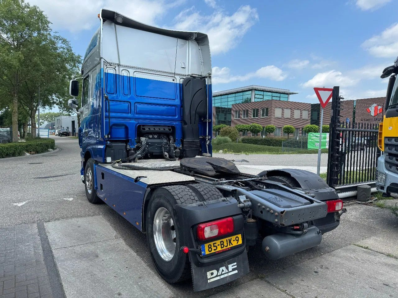 وحدة جر DAF XF 460 4X2 EURO 6 SKIRTS HYDRAULIC: صورة 7