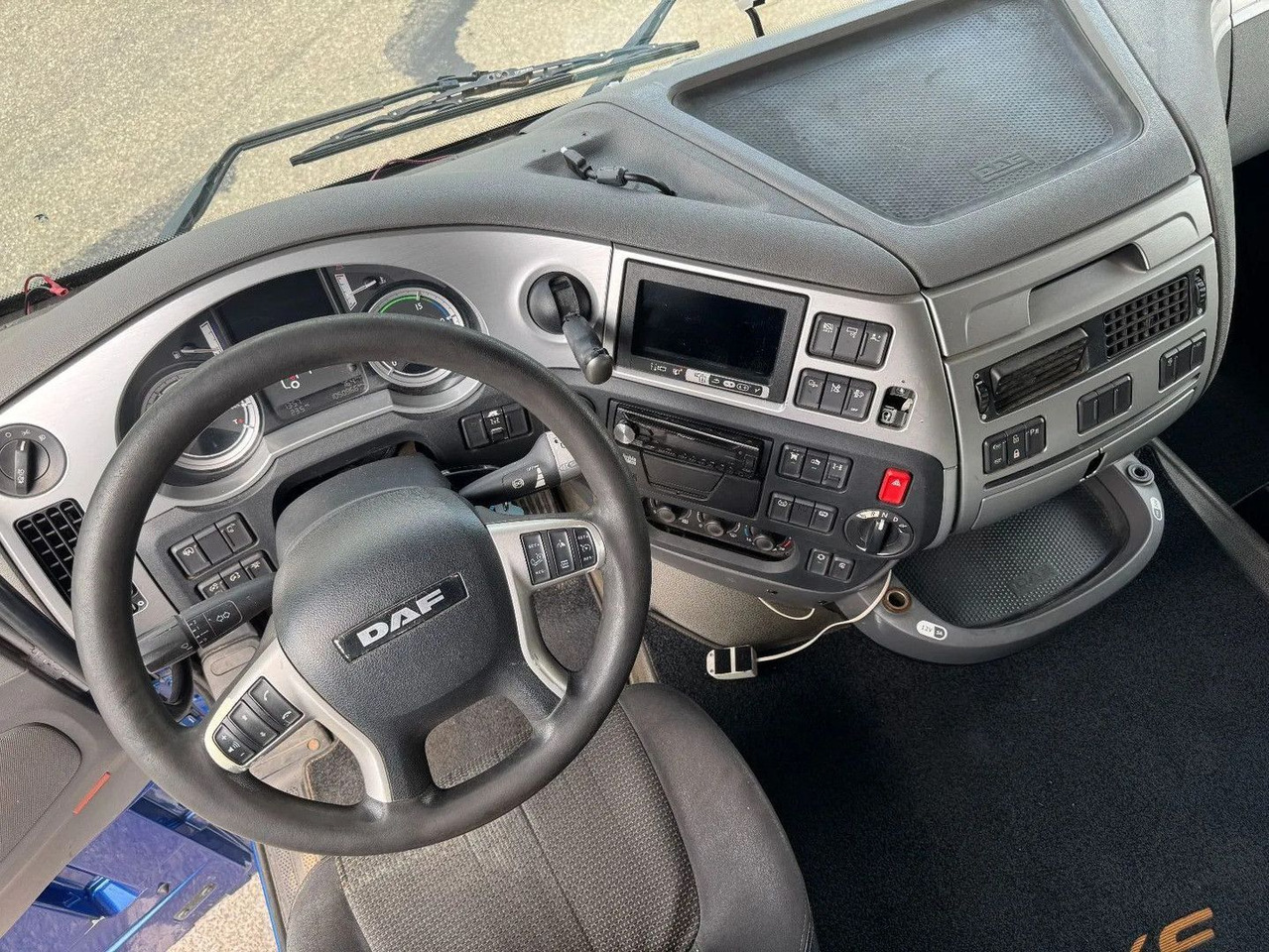 وحدة جر DAF XF 460 4X2 EURO 6 SKIRTS HYDRAULIC: صورة 13