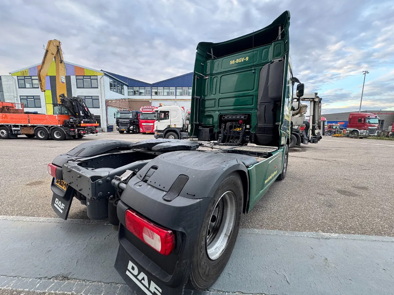 DAF XF 460 4X2 EURO 6 SKIRTS SPOILERS HOLLAND TRUCK - وحدة جر: صورة 3 DAF XF 460 4X2 EURO 6 SKIRTS SPOILERS HOLLAND TRUCK - وحدة جر: صورة 3