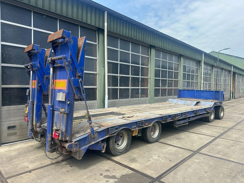 Diversen MUELLER-MITTELTAL, 4 AXLE, DOUBLE HYDRAULIC RAMPS. - مقطورة مسطحة منخفضة: صورة 5 Diversen MUELLER-MITTELTAL, 4 AXLE, DOUBLE HYDRAULIC RAMPS. - مقطورة مسطحة منخفضة: صورة 5