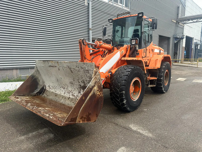 Doosan DL 200 4X4, CE, 6117 HOURS - تركس: صورة 4 Doosan DL 200 4X4, CE, 6117 HOURS - تركس: صورة 4
