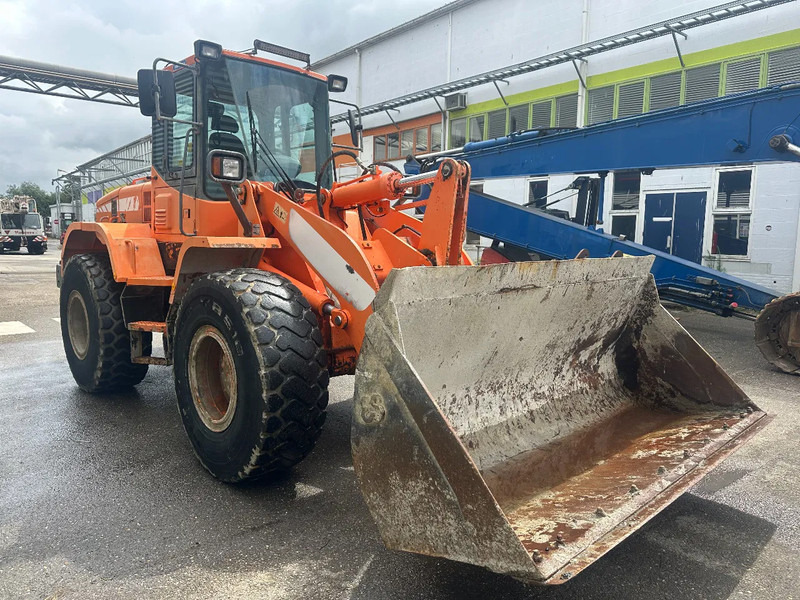 Doosan DL 200 4X4, CE, 6117 HOURS - تركس: صورة 3 Doosan DL 200 4X4, CE, 6117 HOURS - تركس: صورة 3