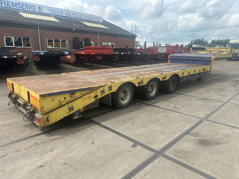 ES-GE 3 SOU-1N, LAST AXLE STEERING, 4 M EXTENDABLE , HYDRAULICS RAMPS - عربة منخفضة مسطحة نصف مقطورة: صورة 5 ES-GE 3 SOU-1N, LAST AXLE STEERING, 4 M EXTENDABLE , HYDRAULICS RAMPS - عربة منخفضة مسطحة نصف مقطورة: صورة 5