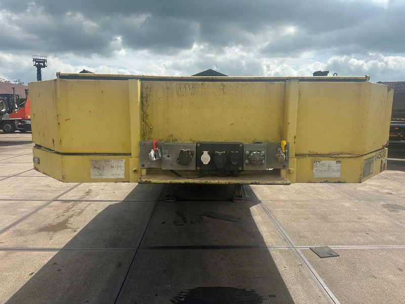 ES-GE 3 SOU-1N, LAST AXLE STEERING, 4 M EXTENDABLE , HYDRAULICS RAMPS - عربة منخفضة مسطحة نصف مقطورة: صورة 3 ES-GE 3 SOU-1N, LAST AXLE STEERING, 4 M EXTENDABLE , HYDRAULICS RAMPS - عربة منخفضة مسطحة نصف مقطورة: صورة 3