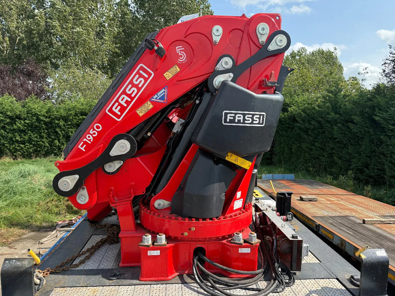 FASSI 8 x HYDR + 3 X MANUEL, REMOTE CONTROLE, WINCH 5630 KG, WITH SEPARATE BOX WITH HYDROVEN POWERPACK 30KW AND OIL TANK. F1950RAF 2. - ذراع تطويل: صورة 2 FASSI 8 x HYDR + 3 X MANUEL, REMOTE CONTROLE, WINCH 5630 KG, WITH SEPARATE BOX WITH HYDROVEN POWERPACK 30KW AND OIL TANK. F1950RAF 2. - ذراع تطويل: صورة 2