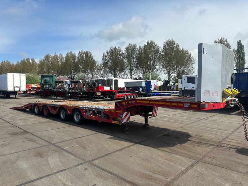 Faymonville F-S44-1AAA 4 AXLE, 2 STEERING AXLE, 7.9 METER EXTENADABLE DOUBLE RAMPS - عربة منخفضة مسطحة نصف مقطورة: صورة 3 Faymonville F-S44-1AAA 4 AXLE, 2 STEERING AXLE, 7.9 METER EXTENADABLE DOUBLE RAMPS - عربة منخفضة مسطحة نصف مقطورة: صورة 3