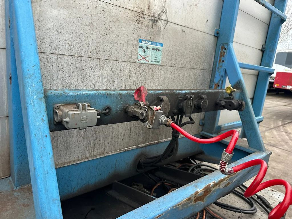 Floor 2 AXLE STEERING an 2 LIFT AXLE - نصف مقطورة مسطحة: صورة 2 Floor 2 AXLE STEERING an 2 LIFT AXLE - نصف مقطورة مسطحة: صورة 2
