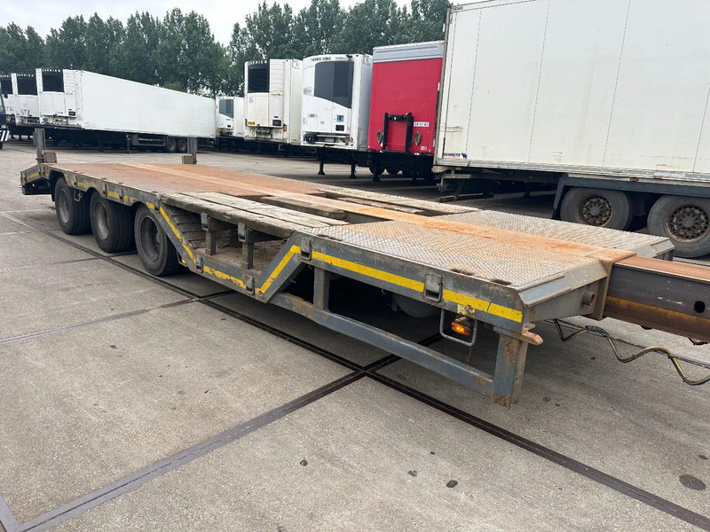 Floor 3 AXLE, 6 M EXTENDABLE, WHEEL FILLS - عربة منخفضة مسطحة نصف مقطورة: صورة 5 Floor 3 AXLE, 6 M EXTENDABLE, WHEEL FILLS - عربة منخفضة مسطحة نصف مقطورة: صورة 5