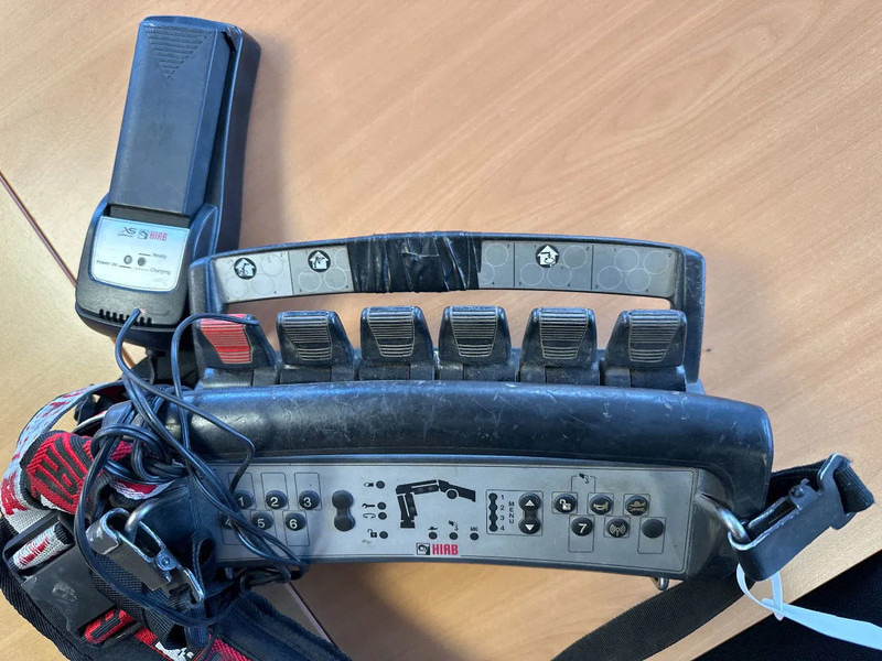 Fruehauf MET HIAB 122E-3 REMOTE CONTROLE, 2014 - نصف مقطورة مسطحة: صورة 4 Fruehauf MET HIAB 122E-3 REMOTE CONTROLE, 2014 - نصف مقطورة مسطحة: صورة 4