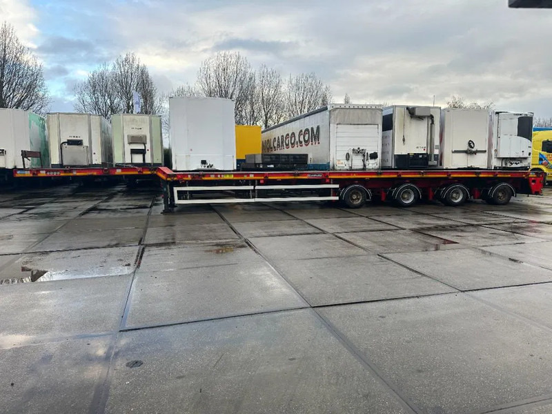 Goldhofer TRIPPLE EXTENDABLE , TOTALE 51 M 4 AXLE STEERING - عربة منخفضة مسطحة نصف مقطورة: صورة 2 Goldhofer TRIPPLE EXTENDABLE , TOTALE 51 M 4 AXLE STEERING - عربة منخفضة مسطحة نصف مقطورة: صورة 2