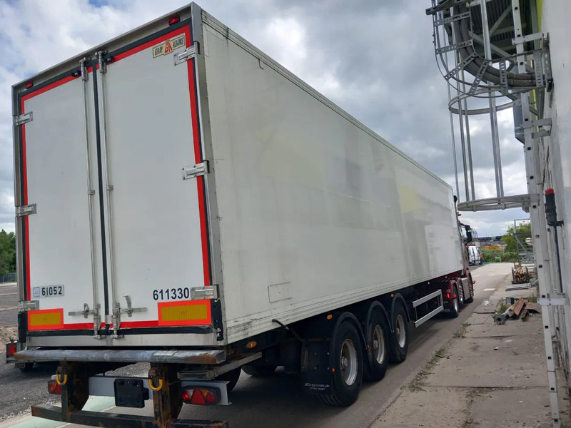 Gray and Adams 6X THERMO KING SLX 200 -13,4X2,5X2,6 METER - BPW DRUM BRAKES - نصف مقطورة مُبرِّدة: صورة 5 Gray and Adams 6X THERMO KING SLX 200 -13,4X2,5X2,6 METER - BPW DRUM BRAKES - نصف مقطورة مُبرِّدة: صورة 5