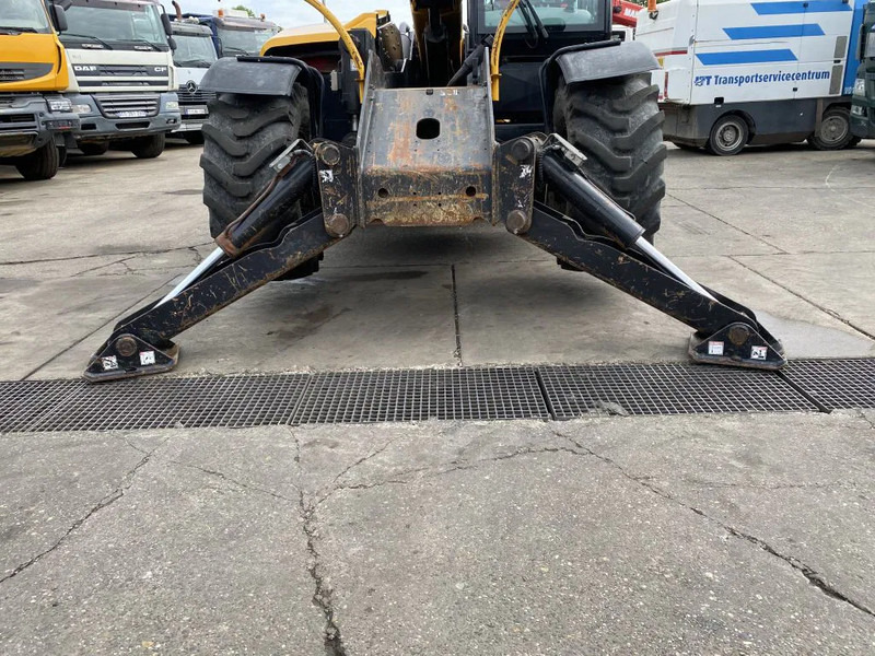 Haulotte HTL 4017 - 4X4X4 - 5.617 HOURS - 17 METER - 4.000 KG - رافعة تلسكوبية: صورة 5 Haulotte HTL 4017 - 4X4X4 - 5.617 HOURS - 17 METER - 4.000 KG - رافعة تلسكوبية: صورة 5