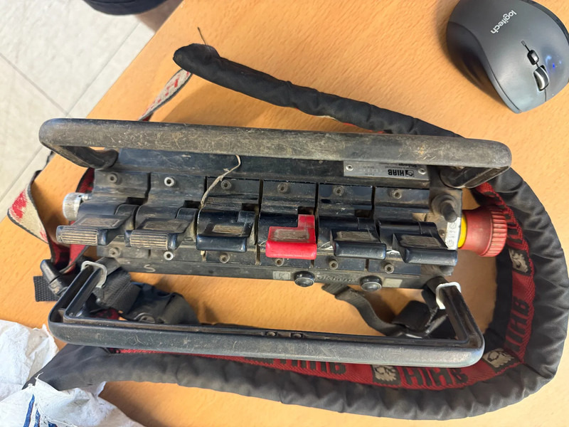 Hiab R330-F4 REMOTE CONTROLE AN STAMPS, HATZ MOTOR - ذراع تطويل: صورة 4 Hiab R330-F4 REMOTE CONTROLE AN STAMPS, HATZ MOTOR - ذراع تطويل: صورة 4