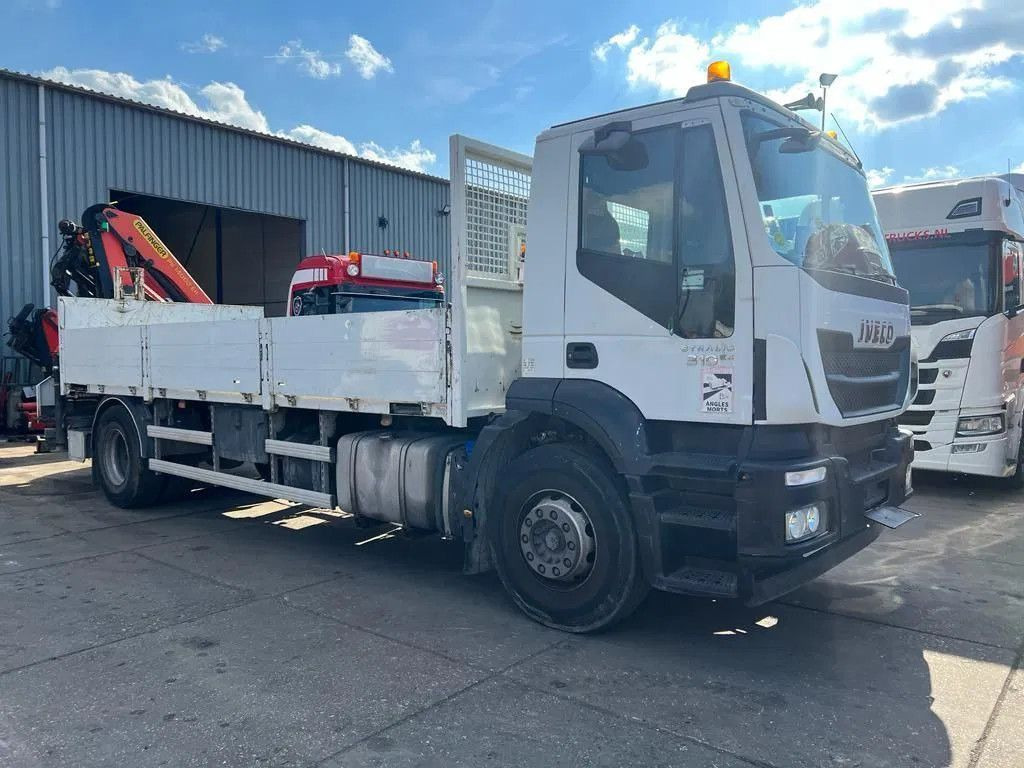 Iveco Stralis 310 PALFINGER PK14002 - MOTOR DEFECT - شاحنات مسطحة, شاحنة كرين: صورة 3 Iveco Stralis 310 PALFINGER PK14002 - MOTOR DEFECT - شاحنات مسطحة, شاحنة كرين: صورة 3