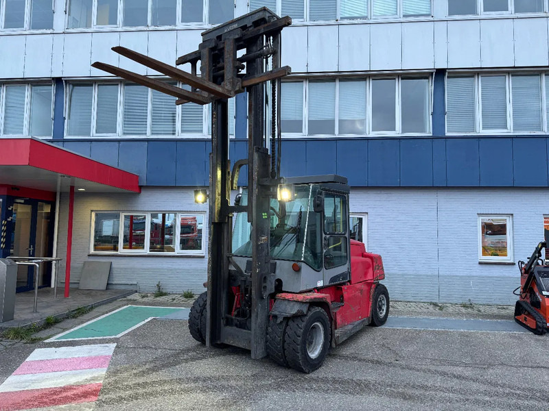 Kalmar DCF 80-9 8000 KG 3500 MM LIFT HEIGHT FORK POSITIONER - رافعة شوكية ديزل: صورة 1 Kalmar DCF 80-9 8000 KG 3500 MM LIFT HEIGHT FORK POSITIONER - رافعة شوكية ديزل: صورة 1