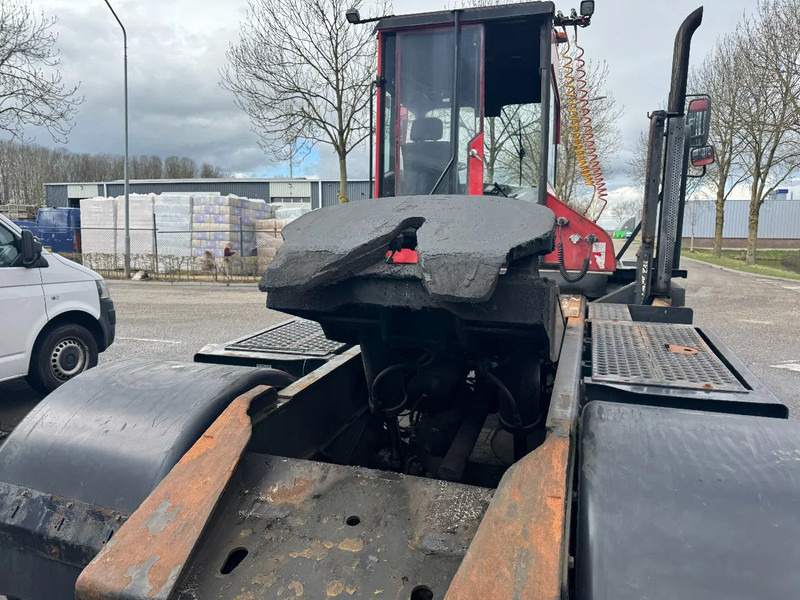 جرار المحطة Kalmar TT612D 4X2: صورة 7 جرار المحطة Kalmar TT612D 4X2: صورة 7