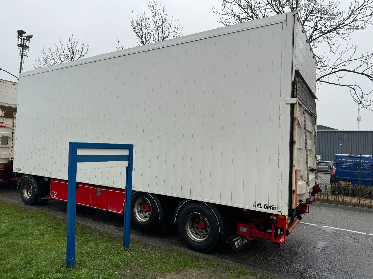 Kel-Berg D24B3 - 3 AXLE BPW + ZEPRO ZHD 250-155 MA - مقطورة صندوق مغلق: صورة 5 Kel-Berg D24B3 - 3 AXLE BPW + ZEPRO ZHD 250-155 MA - مقطورة صندوق مغلق: صورة 5