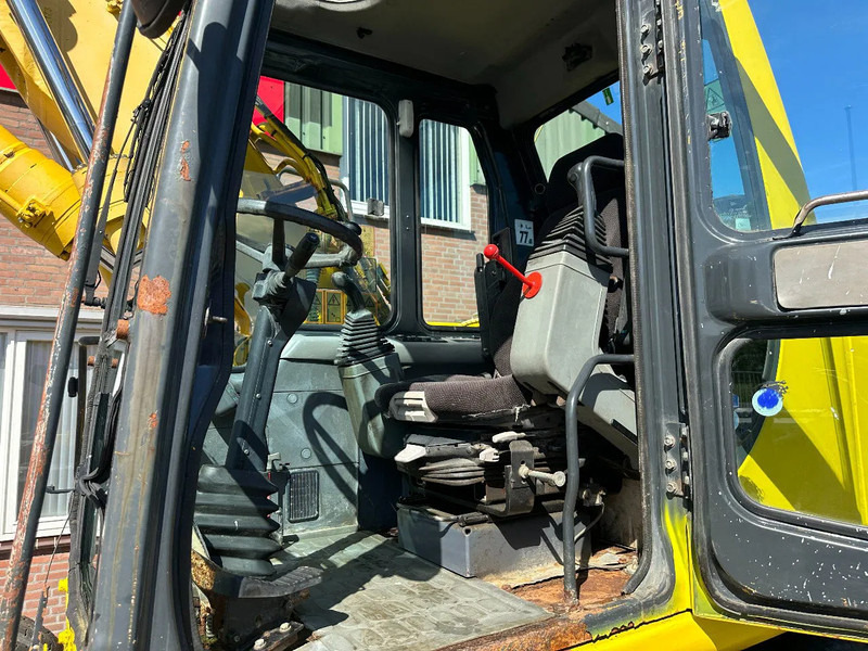 حفارة دولاب Komatsu PW150ES-6K CE: صورة 15