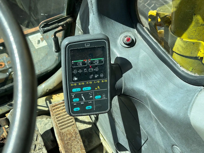 حفارة دولاب Komatsu PW150ES-6K CE: صورة 14