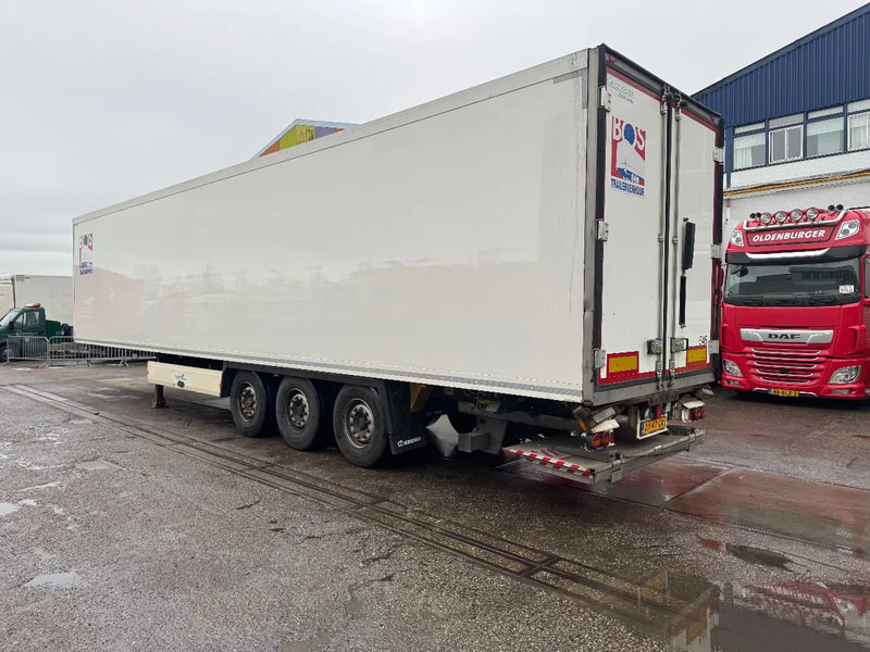 Krone SD 3 AXLE DISC BRAKES THERMO KING SLXe + DHOLLANDIA 2000kg - نصف مقطورة مُبرِّدة: صورة 4 Krone SD 3 AXLE DISC BRAKES THERMO KING SLXe + DHOLLANDIA 2000kg - نصف مقطورة مُبرِّدة: صورة 4