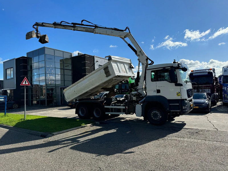 MAN TGS 26.400 6X4 HIAB 166D + REMOTE CONTROL + 2 WAYS KIPPER TÜV TILL 07-2025 - شاحنة كرين: صورة 1 MAN TGS 26.400 6X4 HIAB 166D + REMOTE CONTROL + 2 WAYS KIPPER TÜV TILL 07-2025 - شاحنة كرين: صورة 1