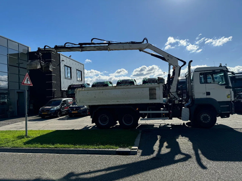 MAN TGS 26.400 6X4 HIAB 166D + REMOTE CONTROL + 2 WAYS KIPPER TÜV TILL 07-2025 - شاحنة قلاب, شاحنة كرين: صورة 5 MAN TGS 26.400 6X4 HIAB 166D + REMOTE CONTROL + 2 WAYS KIPPER TÜV TILL 07-2025 - شاحنة قلاب, شاحنة كرين: صورة 5